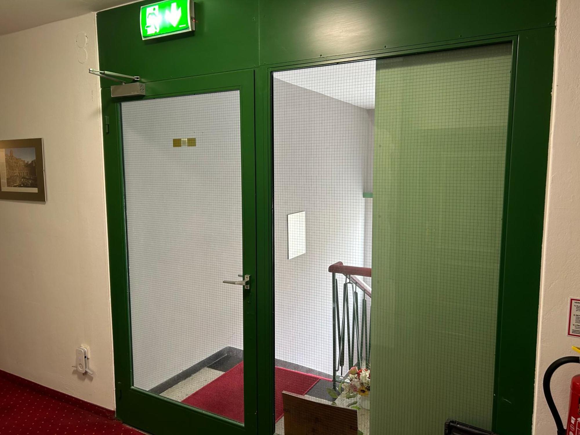 "Am Limes" Hotel Enns Bagian luar foto