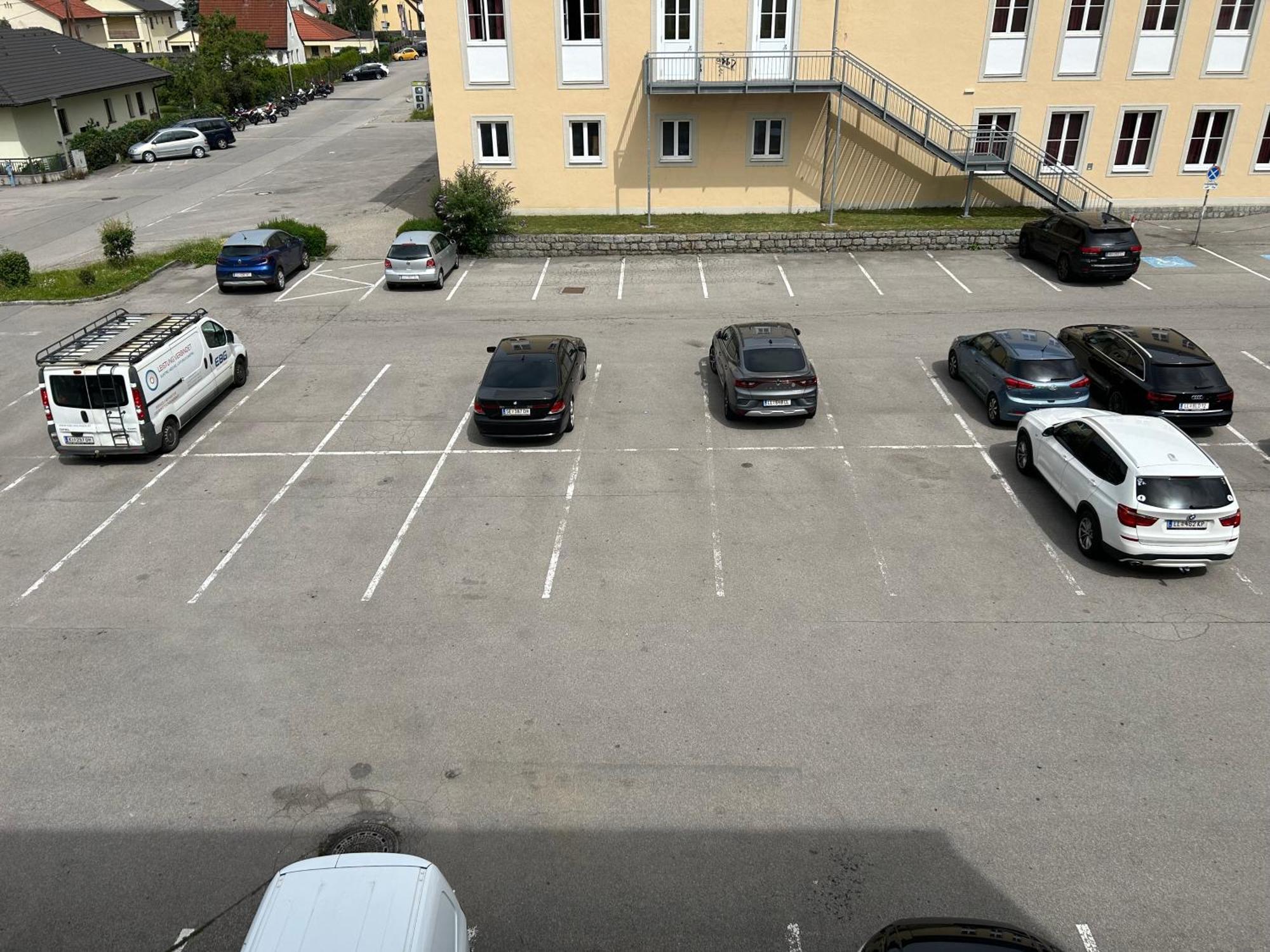 "Am Limes" Hotel Enns Bagian luar foto