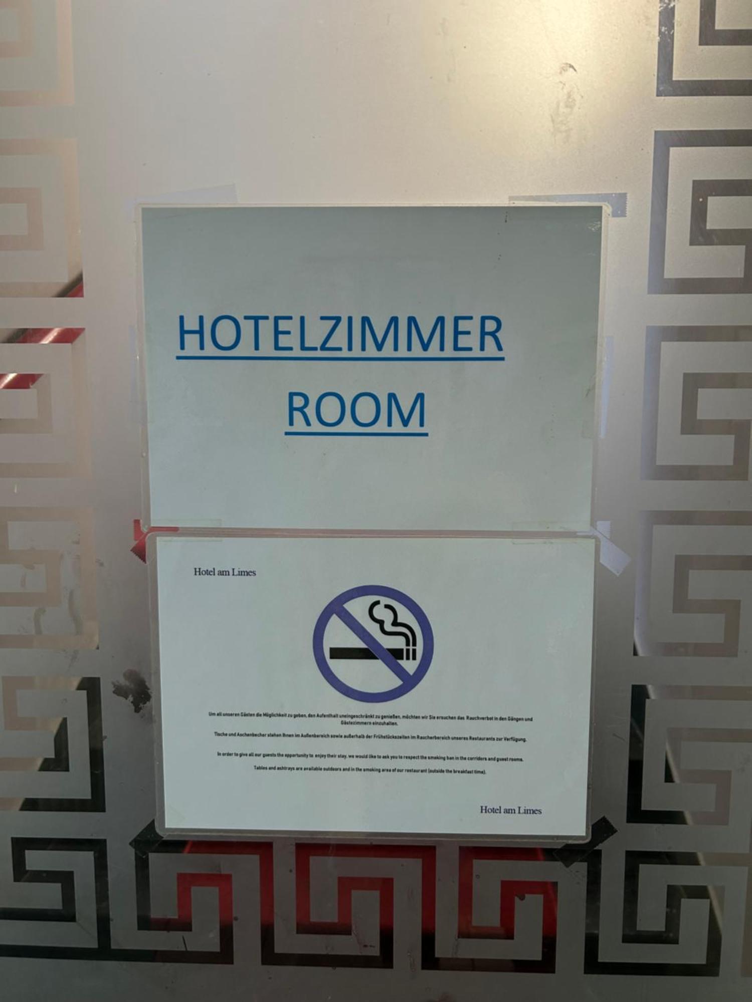 "Am Limes" Hotel Enns Bagian luar foto